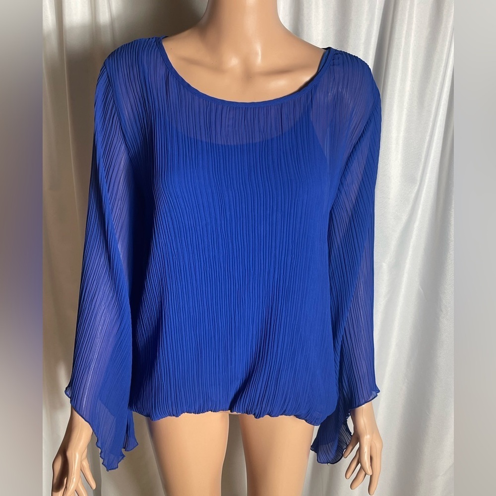 NICOLA by E.K. Size M Royal Blue Pleated Relaxed Bell Sleeves Semi Sheer Blouse